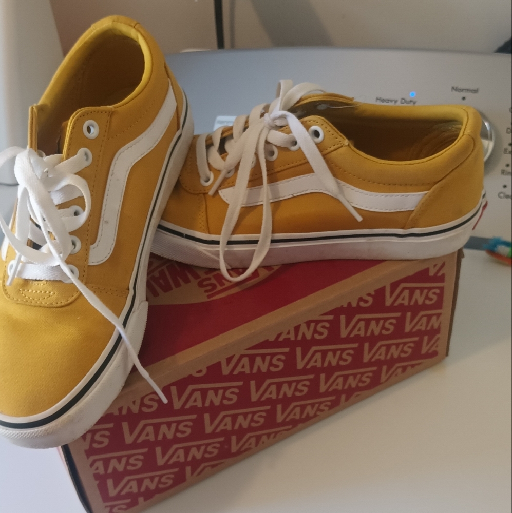 Womens yellow vans size 7